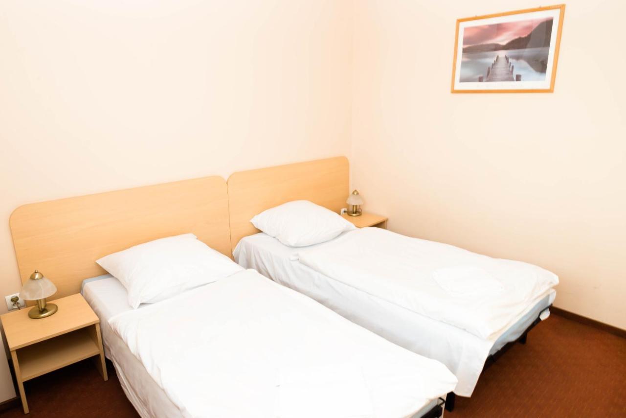 Gdanski Dom Turystyczny Hostel Esterno foto