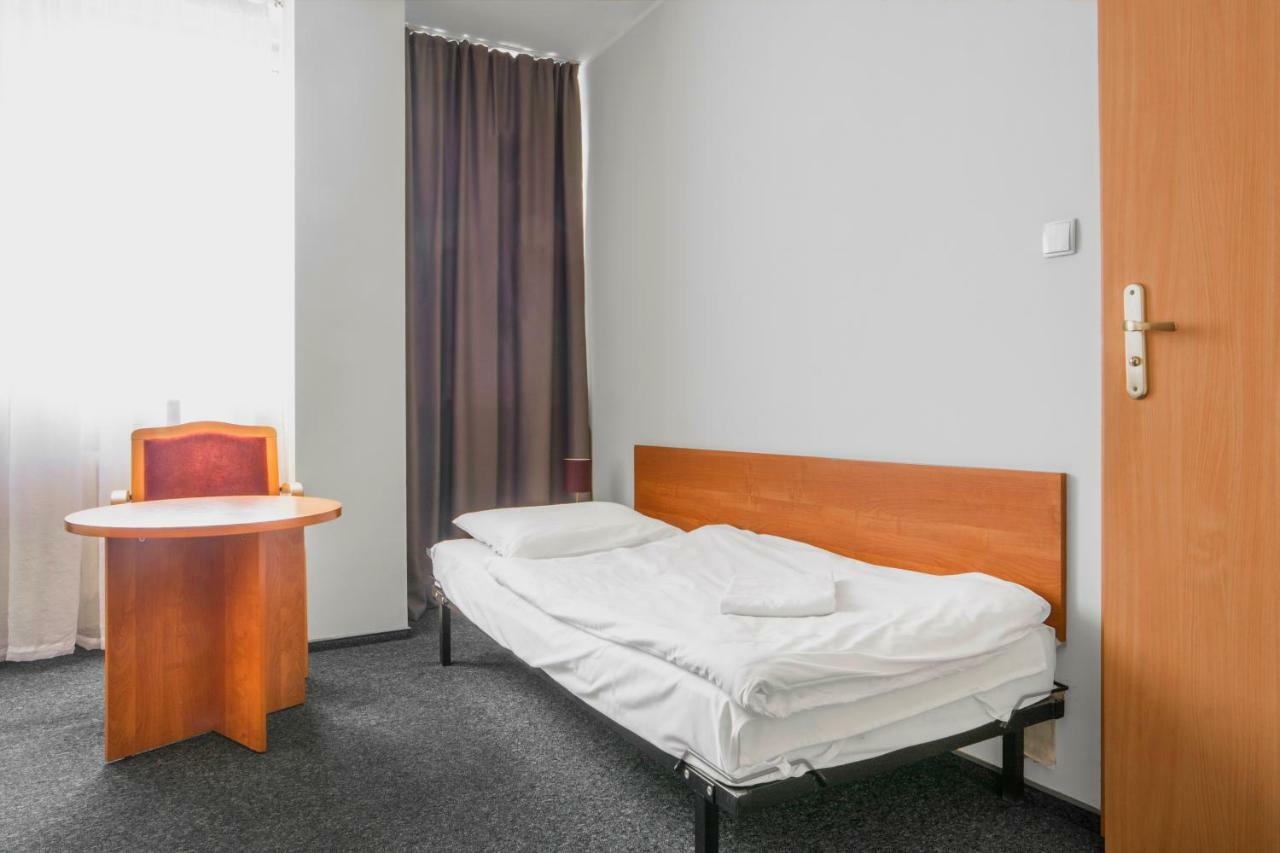 Gdanski Dom Turystyczny Hostel Esterno foto